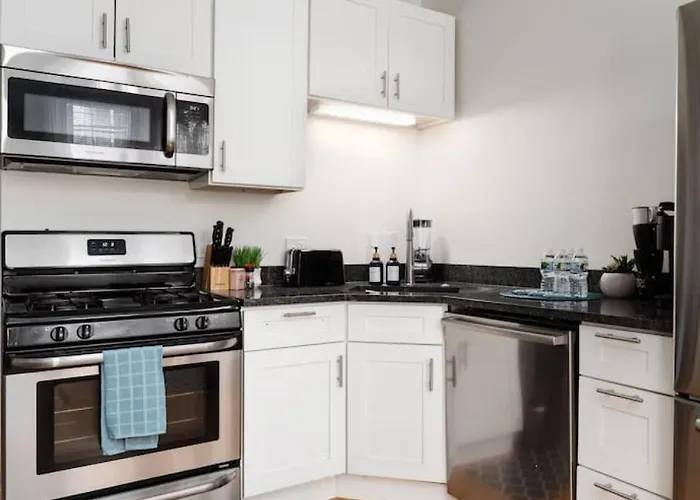 Apartment 15 Mins Dt Humboldtpark Gem Sleeps 8 Freepark